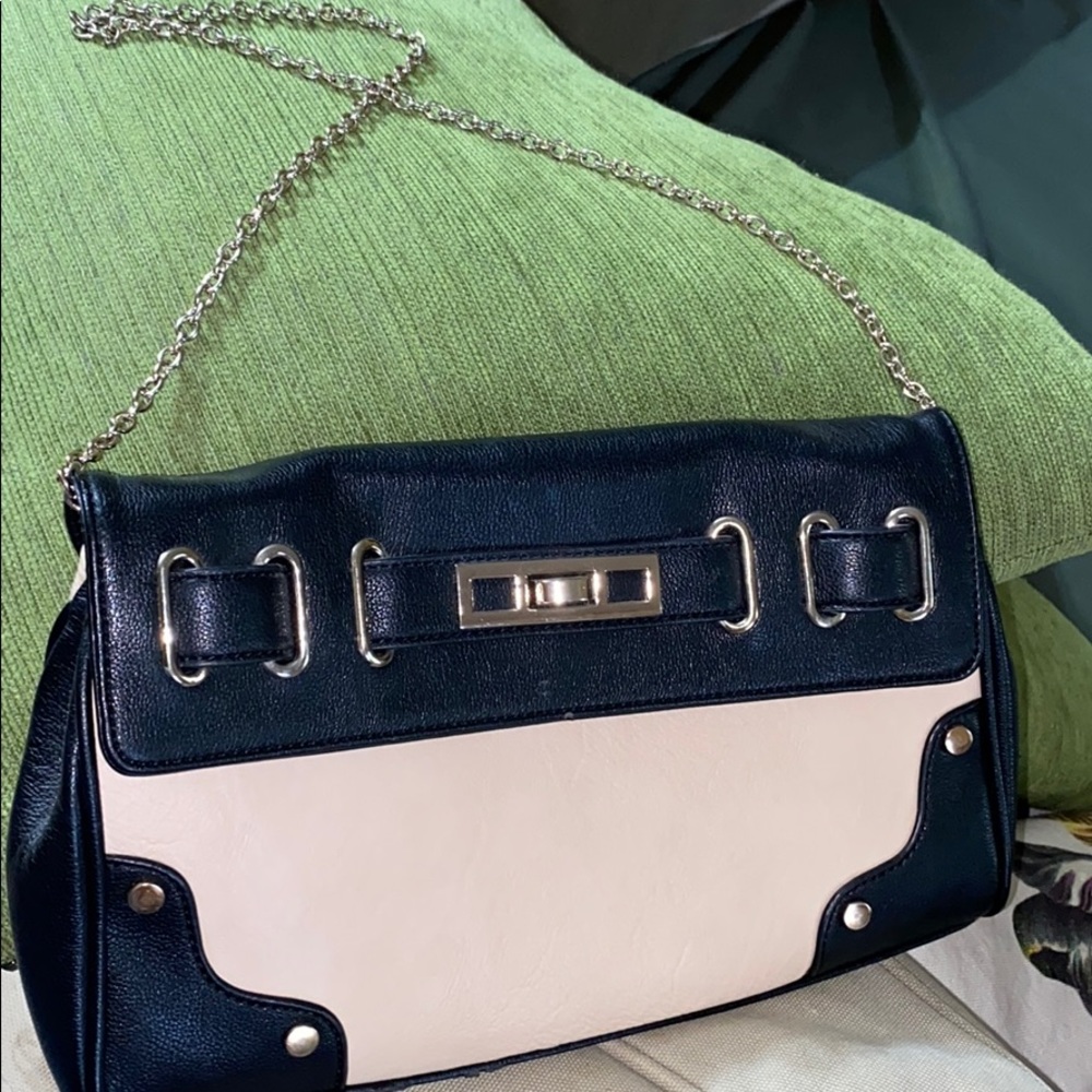 ALDO purse with chain